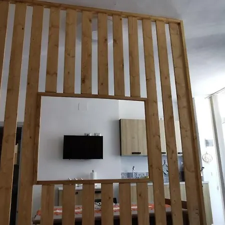 Semesterbostad Borgata House Lucia *